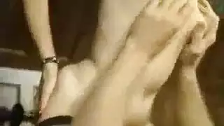 مشهد دش صريح مع مؤدين أفلام للكبار سكارى