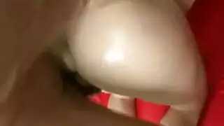 طياز و مؤخرة بيضاء كبيرة